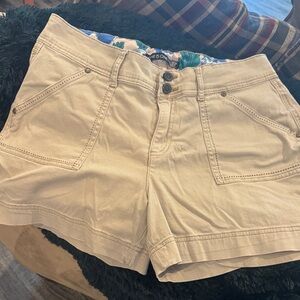 Women’s Tan Cotton Utility Shorts